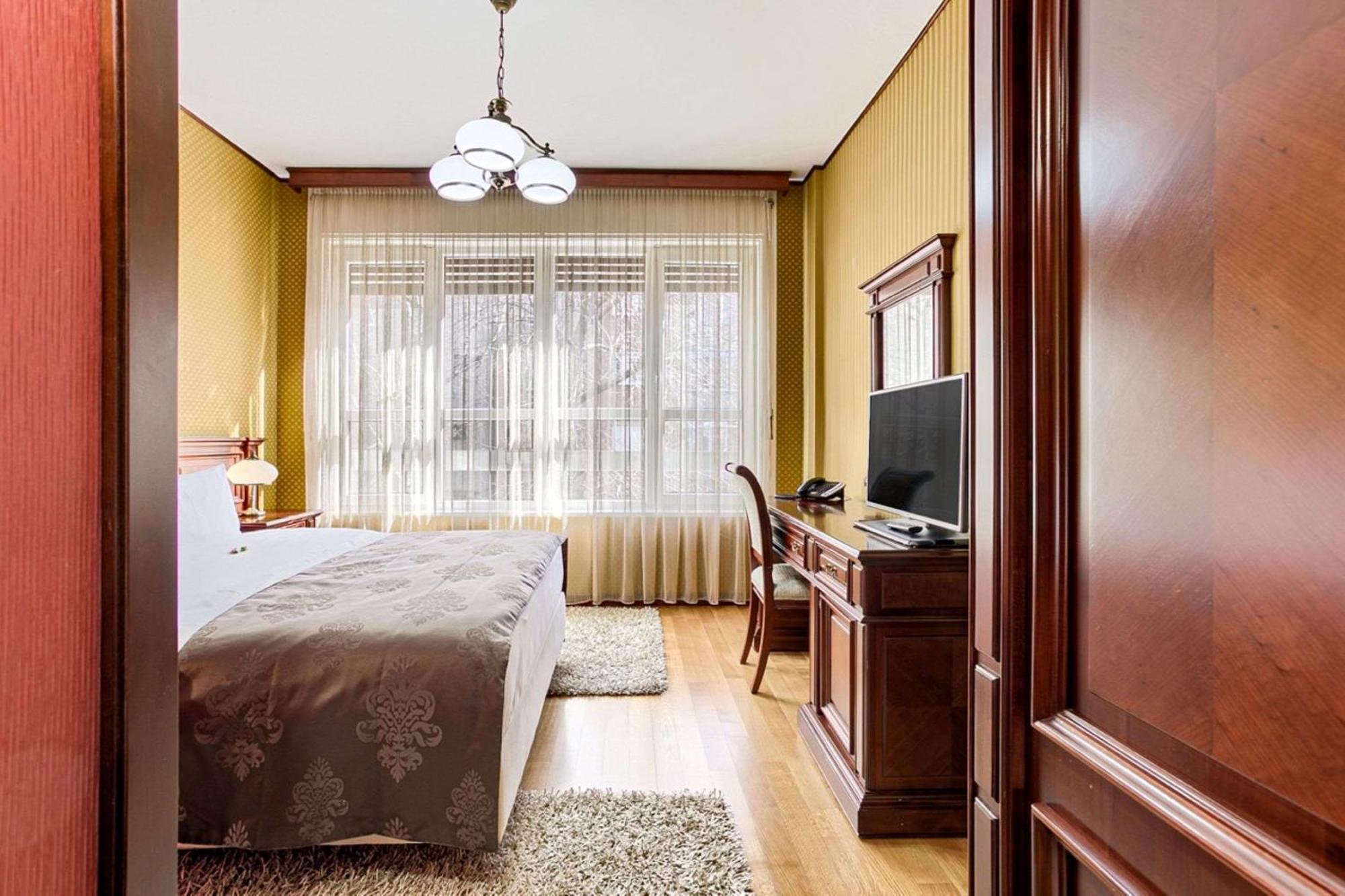 Best Western Central Hotel أراد المظهر الخارجي الصورة