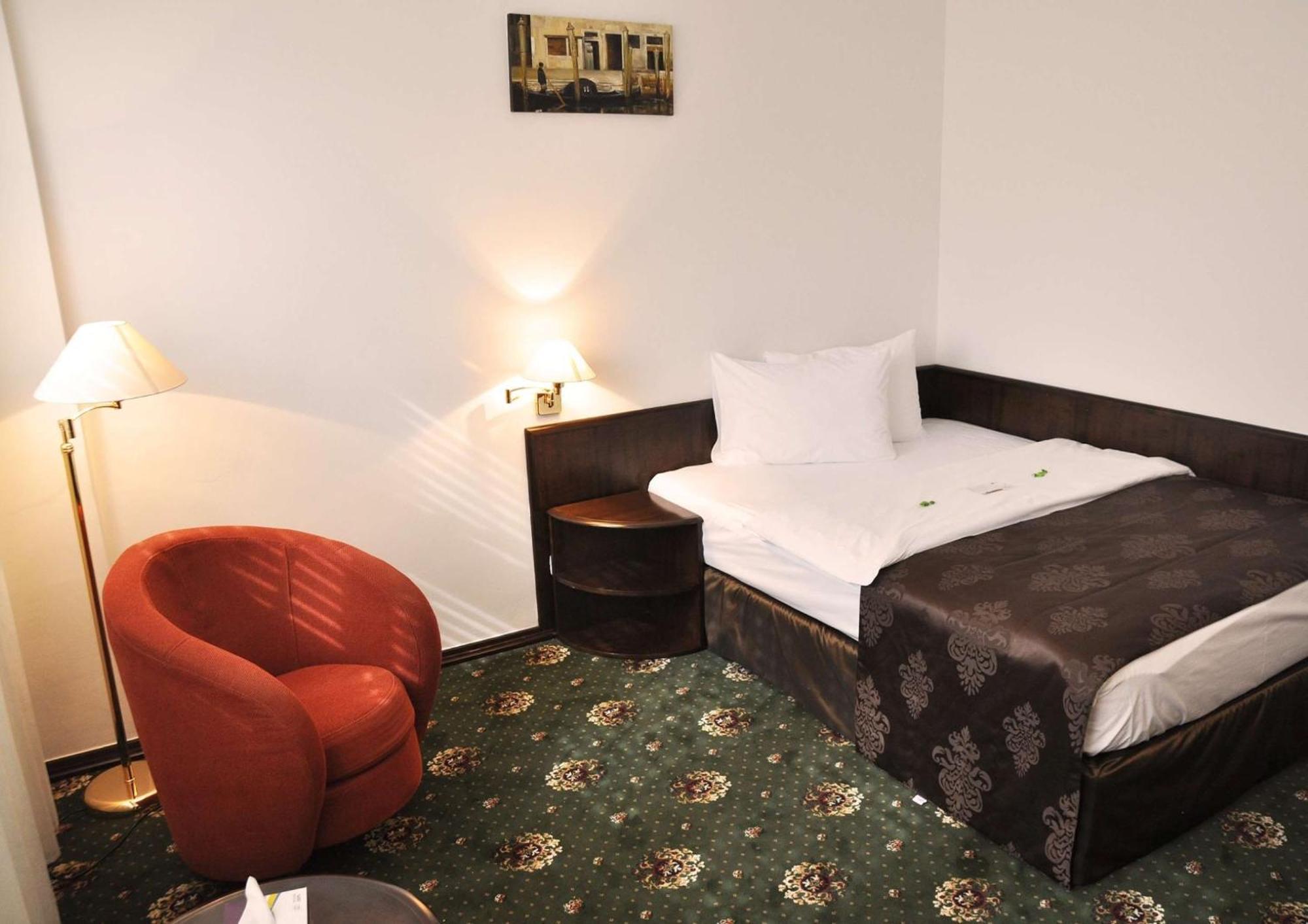 Best Western Central Hotel أراد المظهر الخارجي الصورة