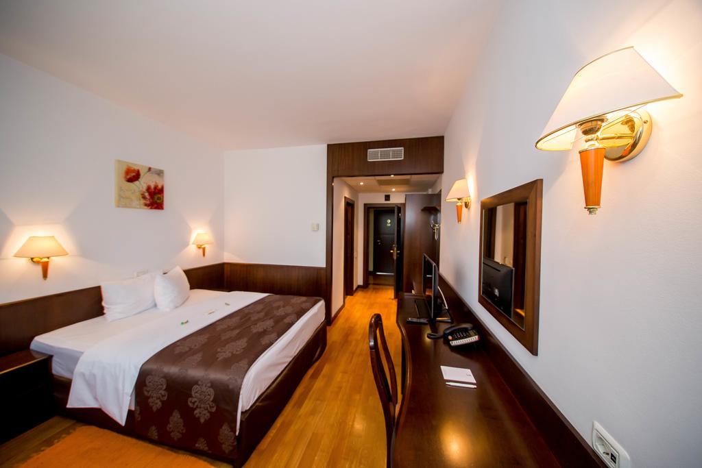 Best Western Central Hotel أراد المظهر الخارجي الصورة